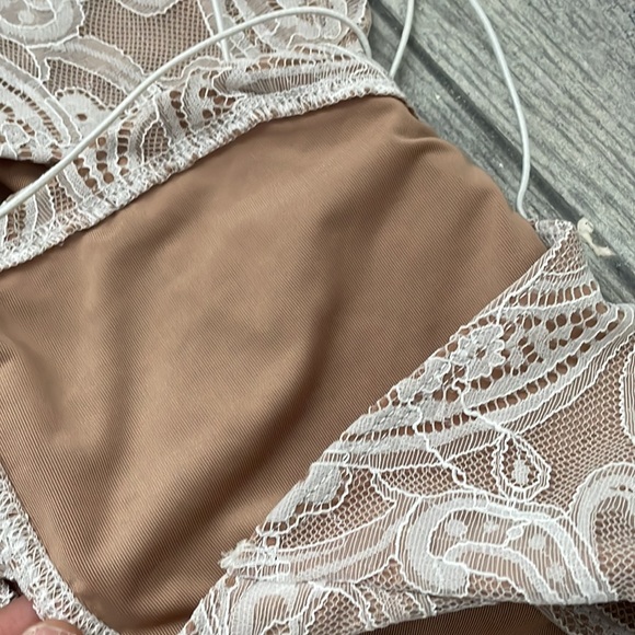 NWT For Love and Lemons Romy Bodysuit - Picture 15 of 17